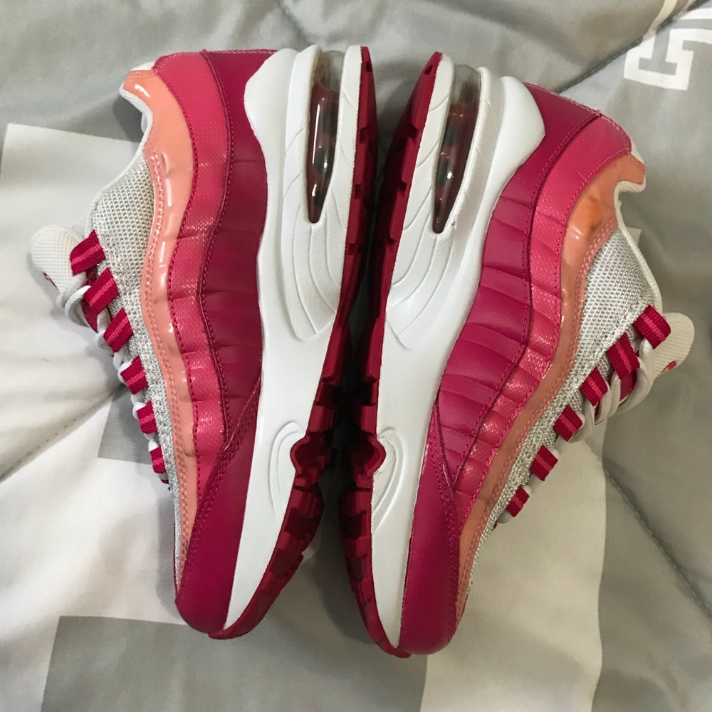 🎆 Nike Air Max 95’s 🎆